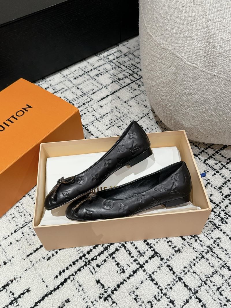 Louis Vuitton Flat Shoes